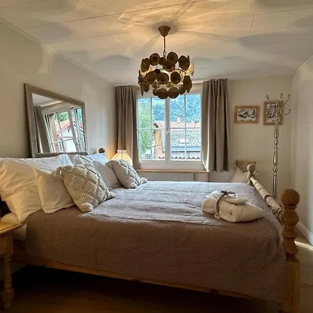 Chalet-simmi *