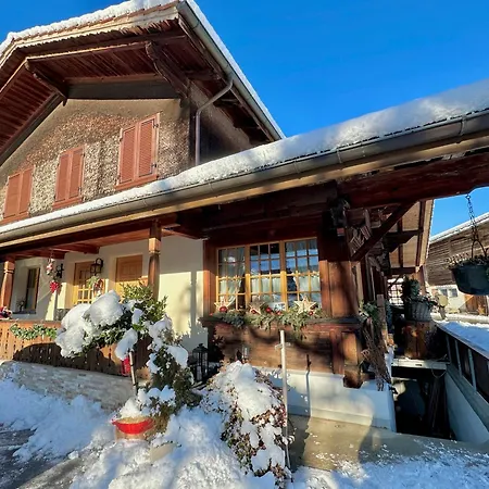 Chalet-simmi 度假居 *
